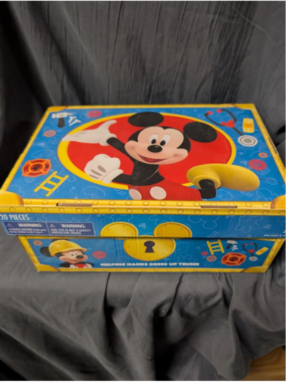 Mickey mouse Funhouse Helping Hands Dress up Trunk